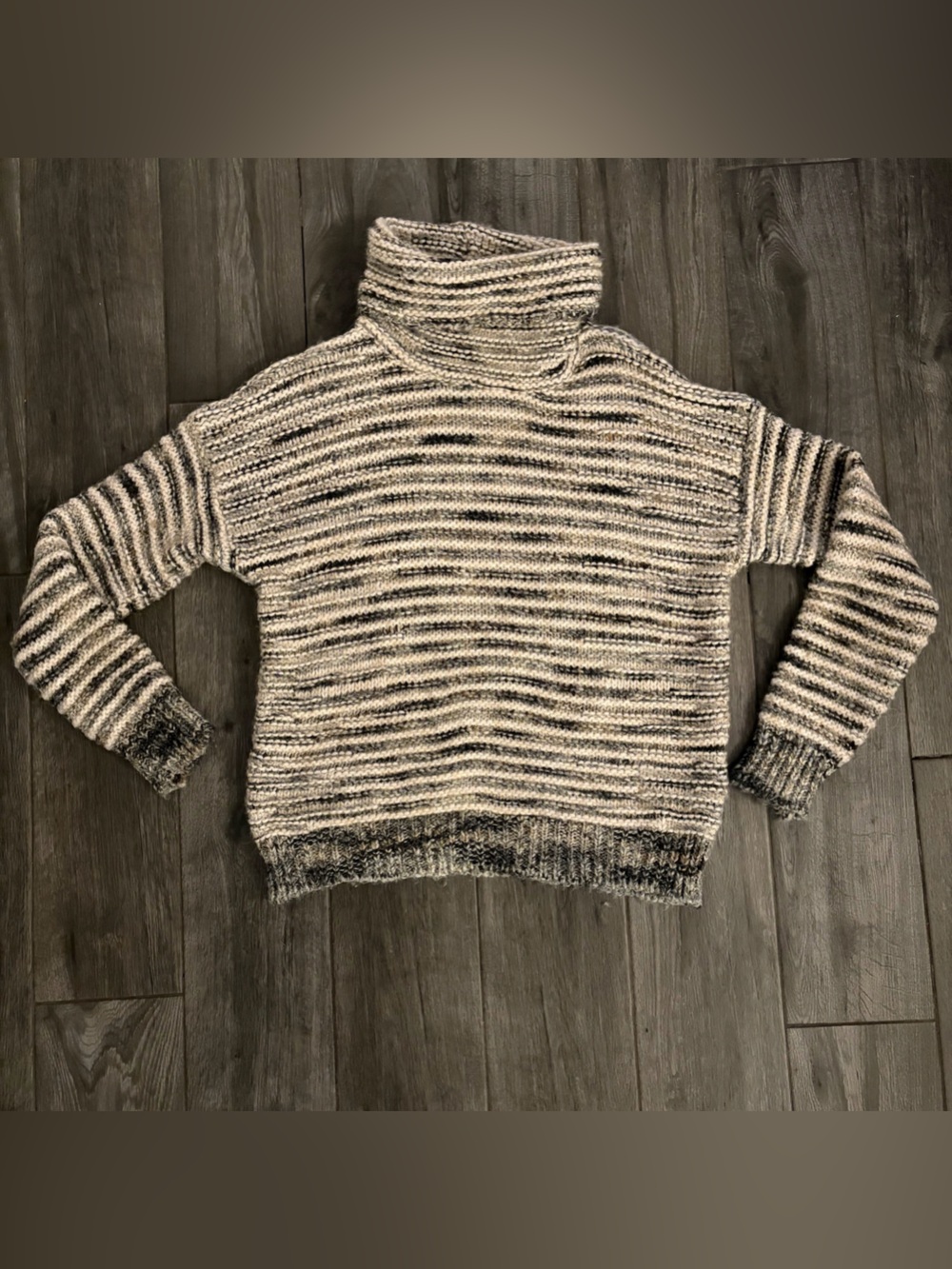 Elsamanda Made in Italy Premium Wool Alpaca
Blend Knit Sweater